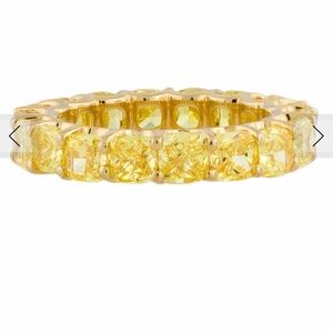 Yellow Diamond Lab Grown 6.71 ct Cushion Cut Band